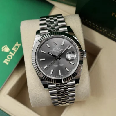 Rolex Datejust 41 Rhodium Dial Fluted Jubilee 126334 Full Set 2024