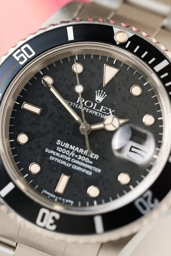 Rolex Submariner Date - Image 4
