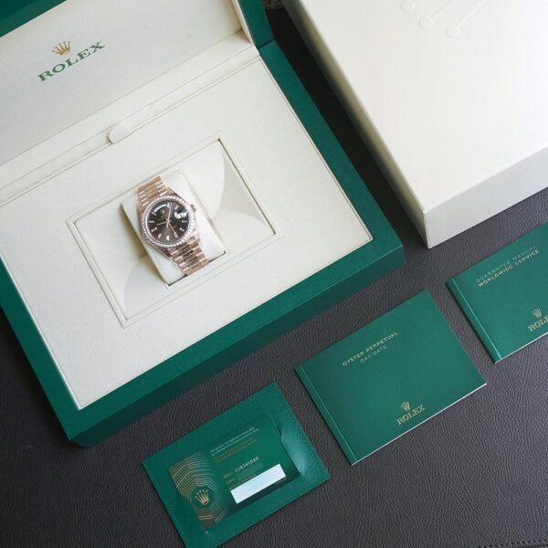 Rolex Day-Date 40 with Diamonds 228345RBR-0006 - Image 10